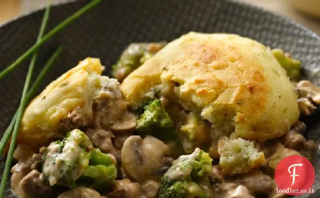 Casseruola di gnocchi di manzo e patate