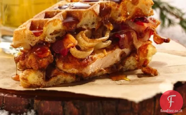 Mantastic fritto di pollo 'n' Waffle Sandwich