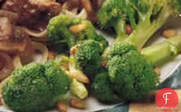 Broccoli con pinoli (Cottura per 2)
