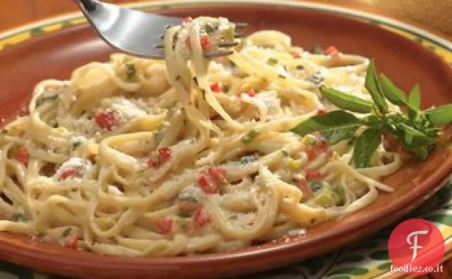 Spaetzle in salsa di crema di pomodoro alle erbe