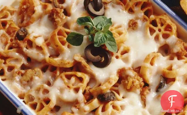 Casseruola di pizza con salsiccia di tacchino
