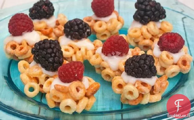 Crostate Cheerios® con Yogurt e Frutti di bosco