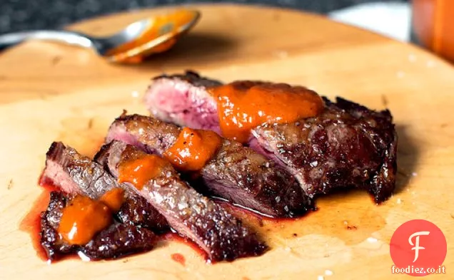 Salsa di bistecca al pepe carbonizzato