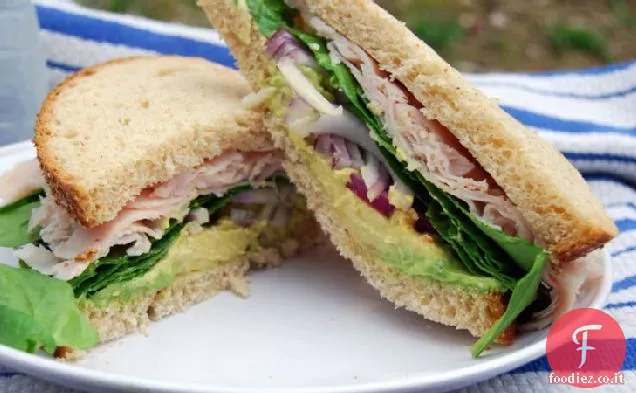Overstuffed Tacchino, Avocado e spinaci Panino con limone