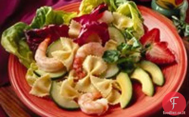 Insalata di pasta di gamberetti con salsa di frutta fresca