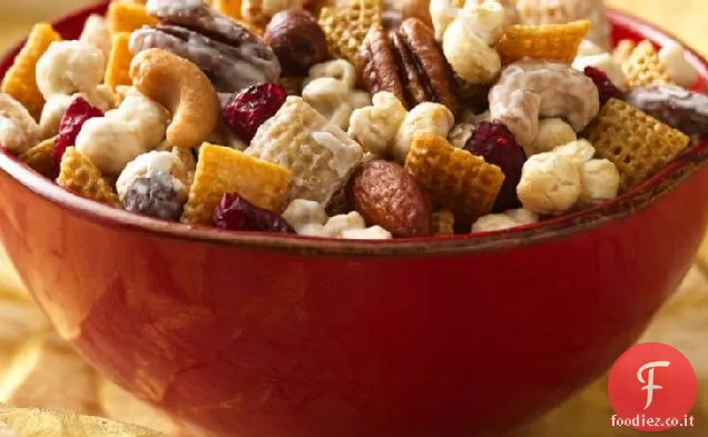 Caramello Mais Chex® Mix (1/2 )