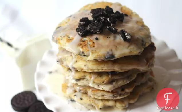 Biscotti e torta di pancake alla crema