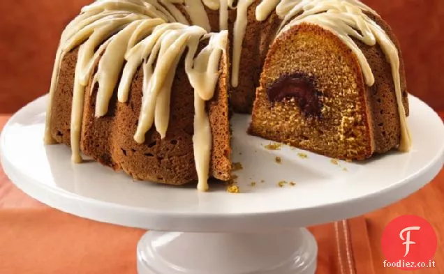 Torta al tartufo di zucca con glassa al burro rosolata