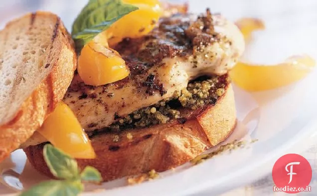 Panini di pollo al pesto alla griglia