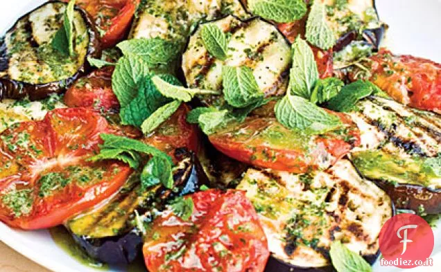 Insalata di melanzane e pomodori alla griglia