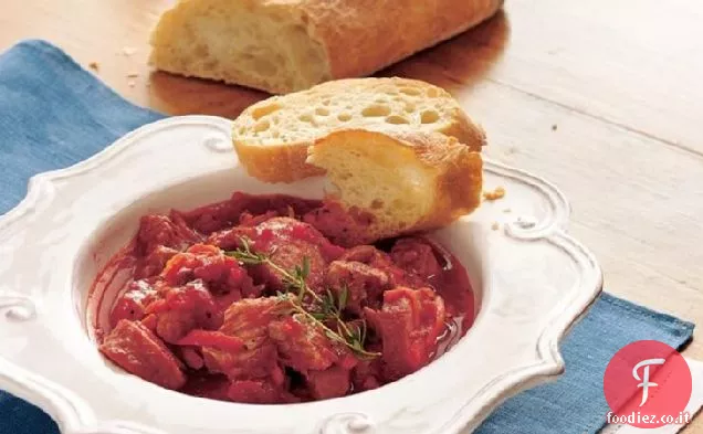 Casseruola di maiale e fagioli francesi a cottura lenta