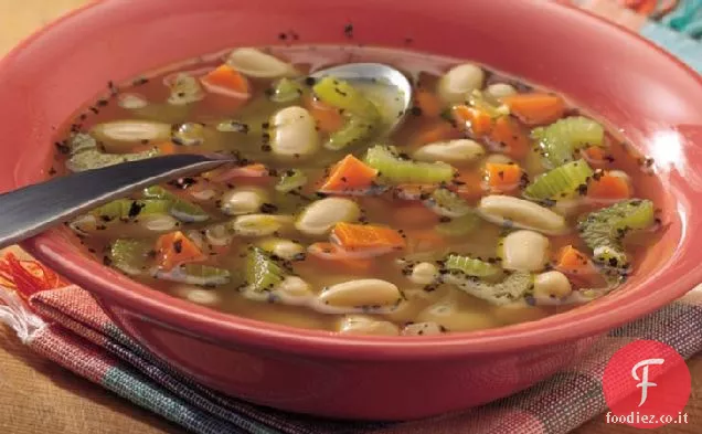 Facile Zuppa di fagioli bianchi italiani