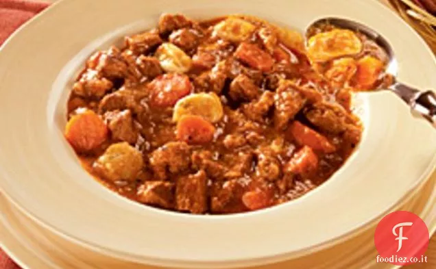 Stufato di manzo con gnocchi di senape