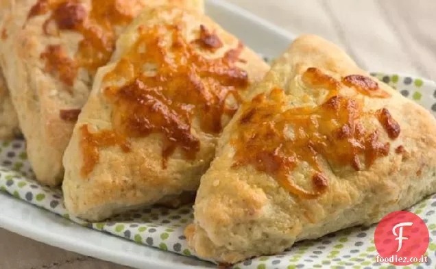 Biscotti alla Salvia, Aglio e Provolone
