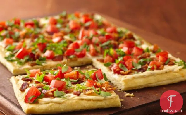 Pancetta e Pomodoro Crescent Pizza