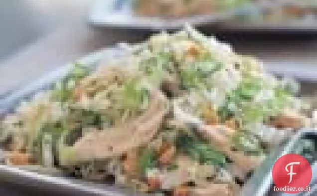 Insalata di pollo vietnamita