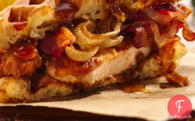 Mantastic Pollo fritto e Waffle Sandwich