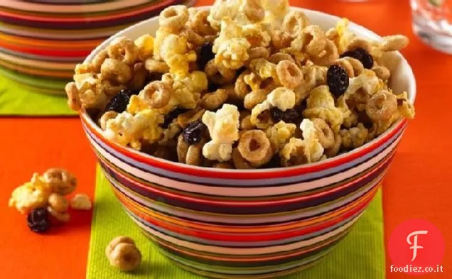 Spuntino di popcorn alla cannella