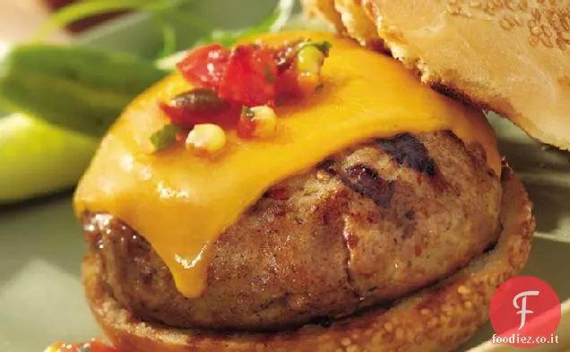 Hamburger di tacchino ripieni di mais alla griglia