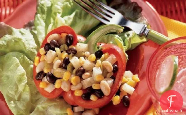 Insalata di fagioli bianchi e neri