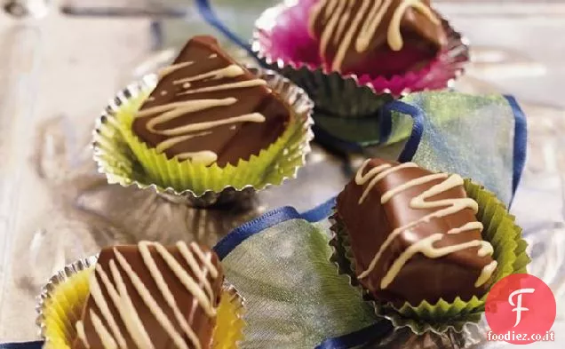 Caramelle al burro di arachidi ricoperte di cioccolato