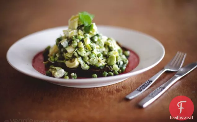 Fave, piselli e carciofi con formaggio di capra