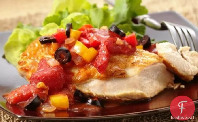 Salsa di pomodoro al pepe e olive