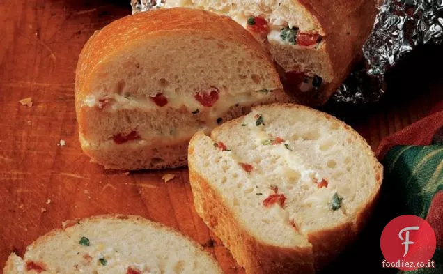 Pane al peperoncino arrostito al formaggio