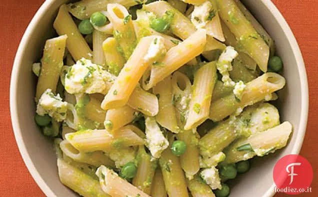 Pasta di piselli, dragoncello e ricotta
