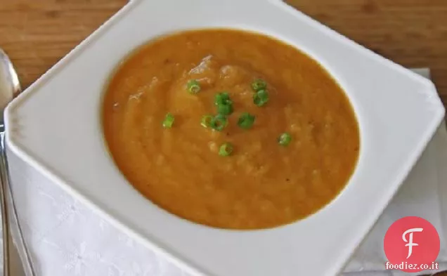 Zuppa piccante di Sriracha-Patate e porri