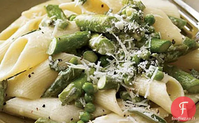 Penne con Asparagi, Salvia e Piselli