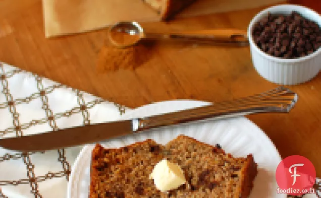 Pane alla banana con gocce di cioccolato
