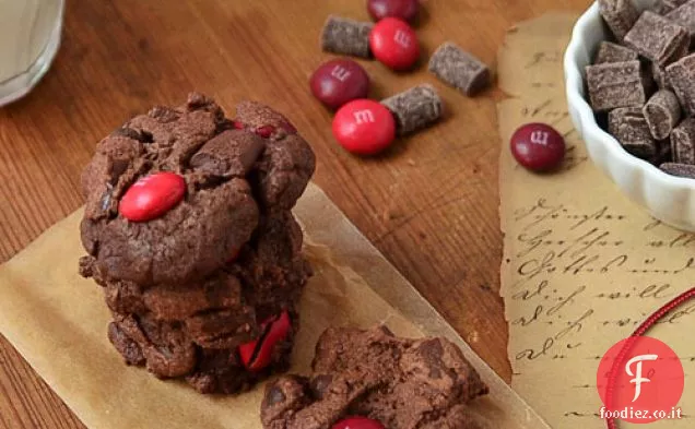 Triplo Cioccolato Ciliegia M & M Biscotti
