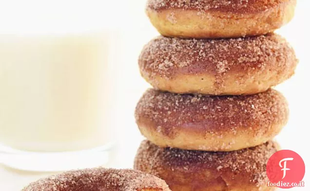 Ciambelle di acero e cannella al forno