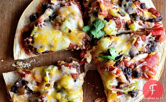Pizza di fagioli neri messicani