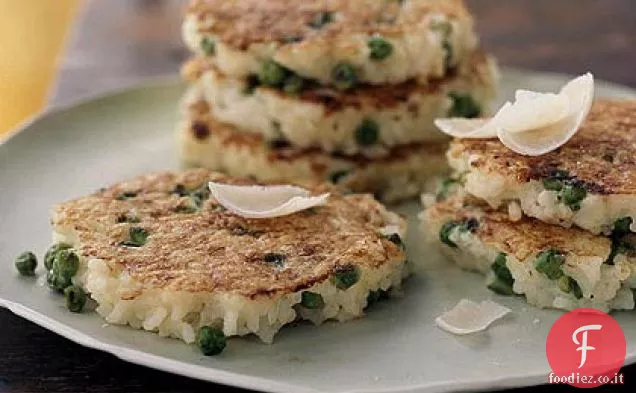 Riso Arborio, parmigiano e frittelle di piselli verdi