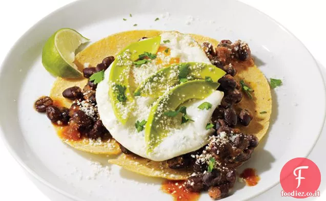 Tortillas con uova e peperoncino piccante