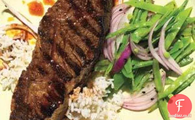 Insalata di piselli e cipolle rosse con vinaigrette di sesamo Ricetta