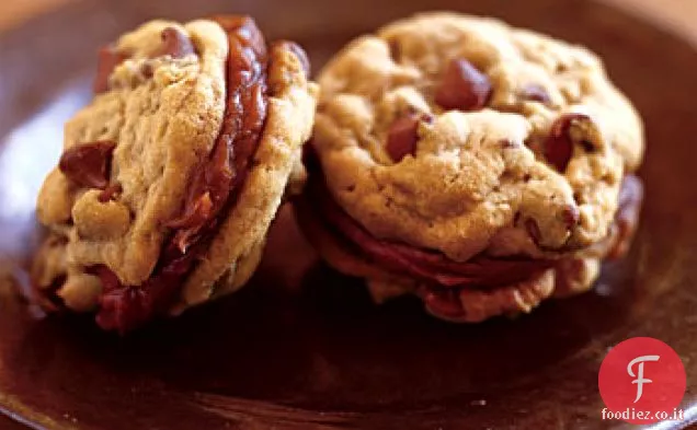 Cioccolato al latte-Biscotti sandwich al burro di arachidi