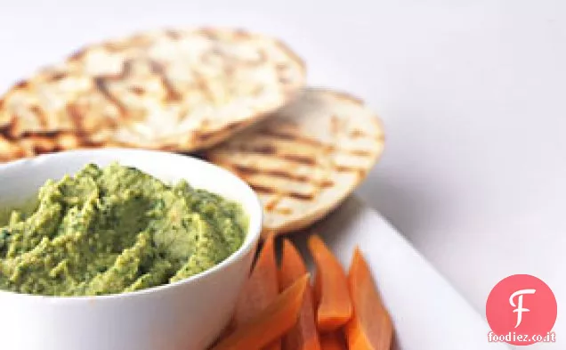 Salsa di ceci Coriandolo con Pita alla griglia e bastoncini di carota