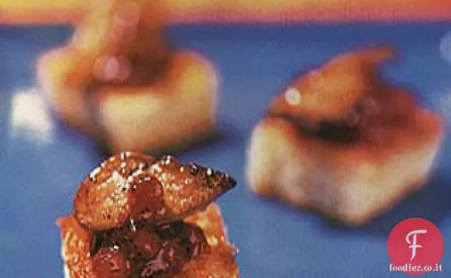 Foie Gras scottato e marmellata di mirtilli rossi su pane tostato brioche