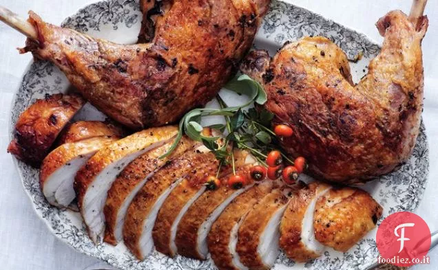 Petto di tacchino arrosto in salamoia con cosce di Confit
