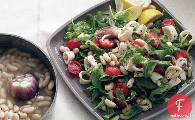 Fagioli Bianchi con Calamari, Rucola e Pomodorini