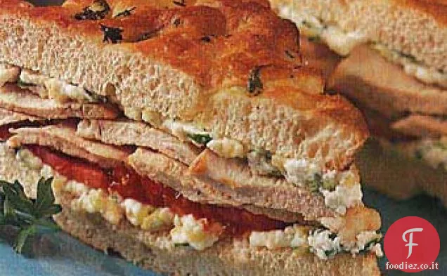 Pollo Arrosto, Zucchine e Panini alla Ricotta su Focaccia