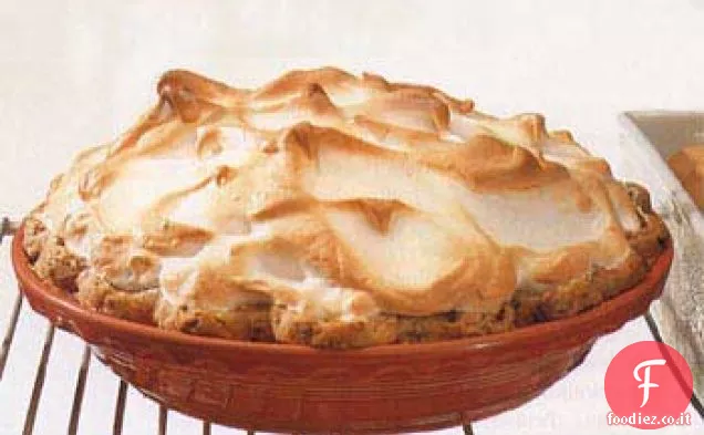 Torta di meringa al limone con crosta di noci pecan