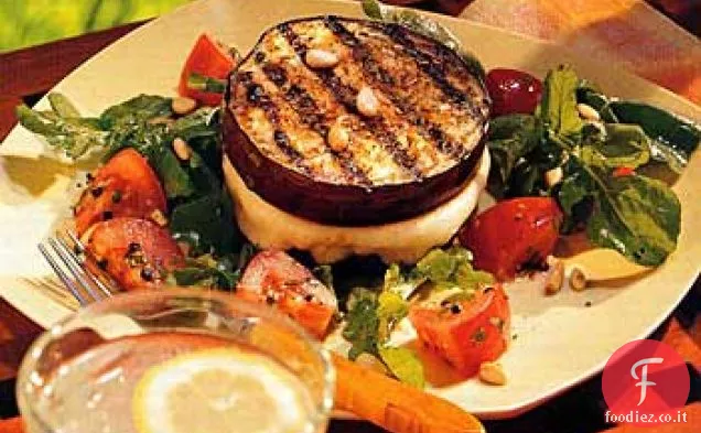 Panini alla griglia con melanzane e mozzarella