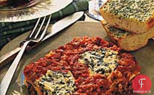 Salsiccia di tacchino - Lasagna di spinaci con salsa di pomodoro piccante