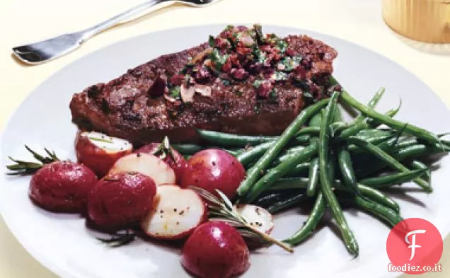 Bistecche all'erba con Kalamata-Olive Chimichurri