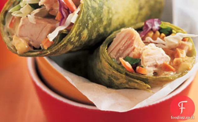Tacchino avvolge con Curry-Chutney Maionese e arachidi
