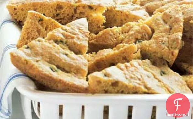 Padella di pane di mais con Poblano arrosto e origano